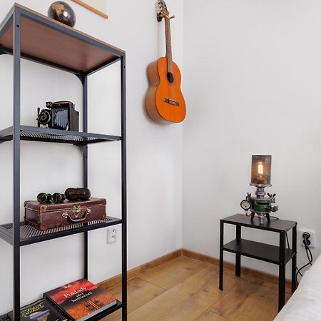 Big 75M2 Next To Opera Building In Direct Centrum, Air-Conditioned, Balcony, 24H Self Checking Банска-Бистрица Экстерьер фото
