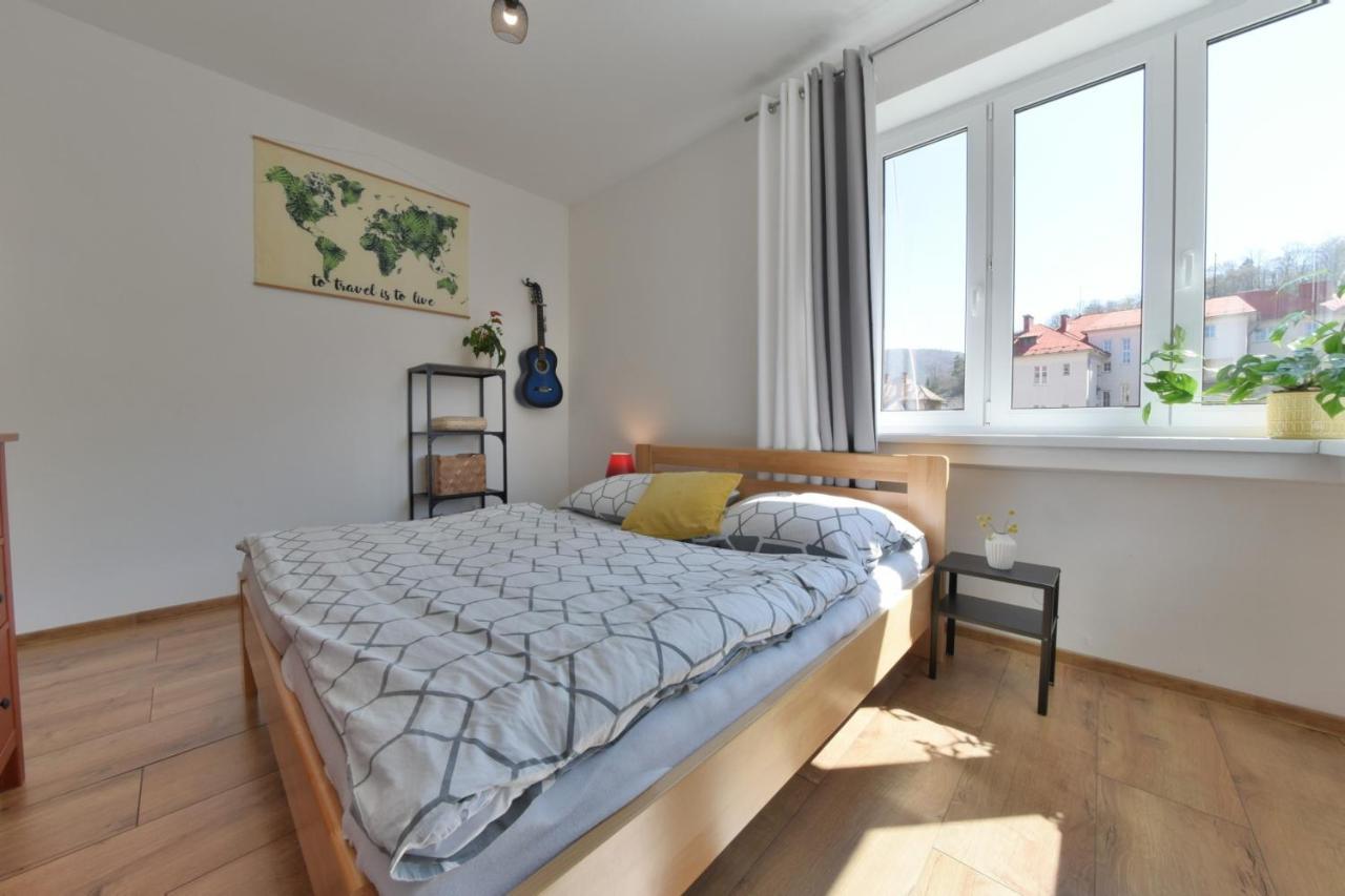 Big 75M2 Next To Opera Building In Direct Centrum, Air-Conditioned, Balcony, 24H Self Checking Банска-Бистрица Экстерьер фото